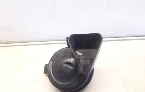 Audi A1 Horn signal 8T0951223