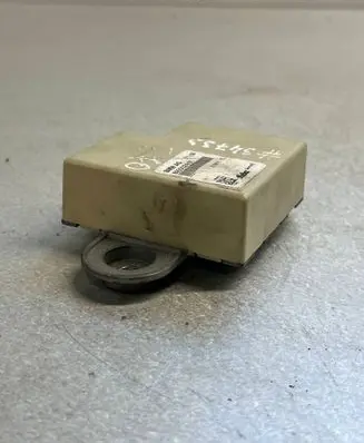BMW X5 E70 Antenna control unit 693502401