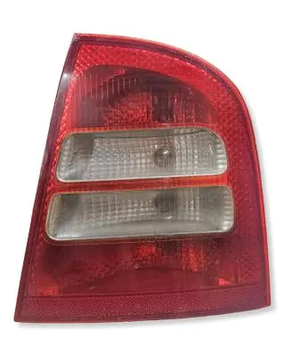 Skoda Octavia Mk1 (1U) Rear/tail lights 1U6945096 1U6945112