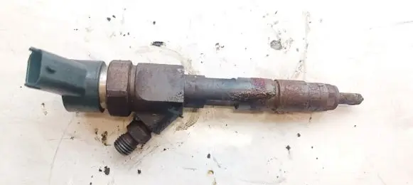Nissan Primera Fuel injector 82001100272