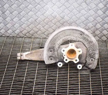 BMW 7 G11 G12 Front wheel hub