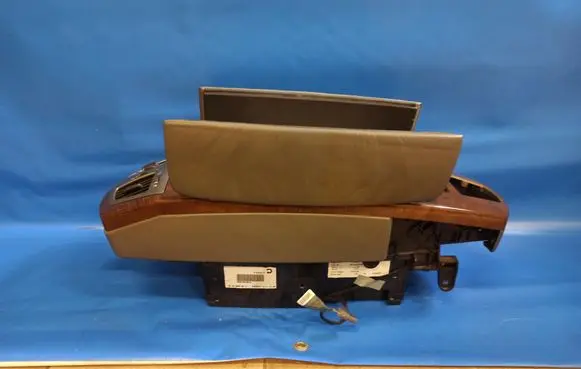 BMW 7 E65 E66 Armrest
