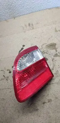 Mercedes-Benz E W211 Tailgate rear/tail lights A2118200777 379541