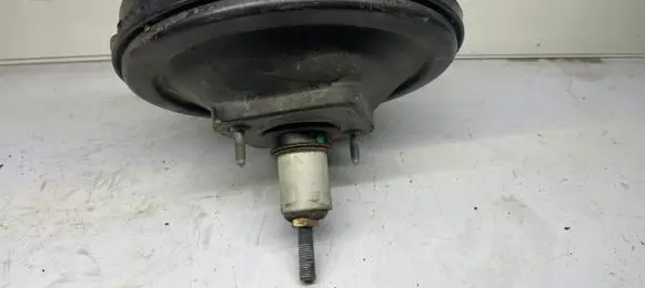 Audi A4 S4 B5 8D Brake booster 8D0612105F