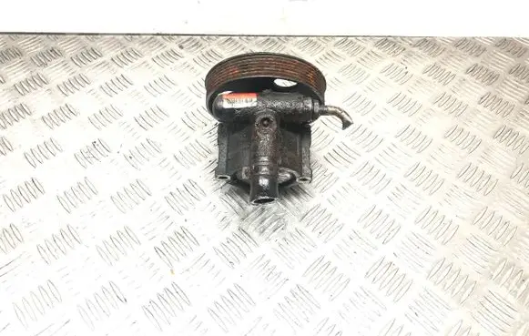 Renault Kangoo I Power steering pump 8200575303 26126529EH 8200562164