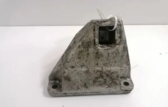 BMW 5 F10 F11 Engine mounting bracket 6781242