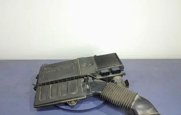 Mazda 2 Air filter box 014140-2440