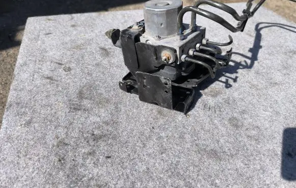 Ford Transit Custom ABS Pump BK212C405AF