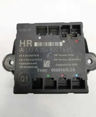 Mercedes-Benz C W204 Door control unit/module A2048207685