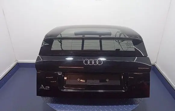 Audi A2 Tailgate/trunk/boot lid