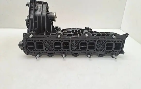 Mercedes-Benz C W204 Intake manifold A6510900037