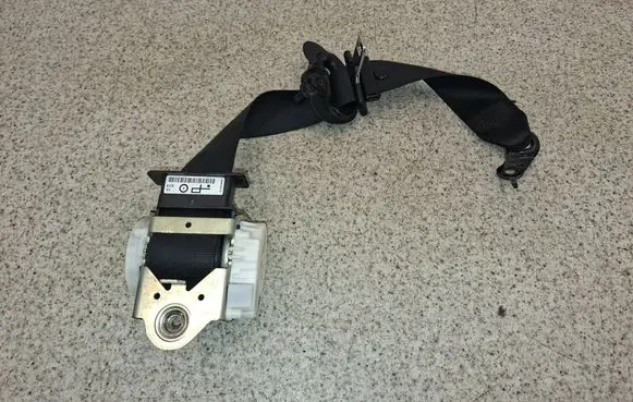 BMW 3 F30 F35 F31 Front seatbelt S2724330802 34078319