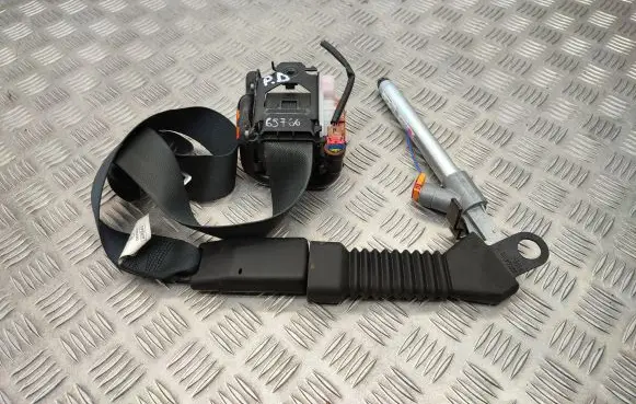 Nissan Qashqai Front seatbelt