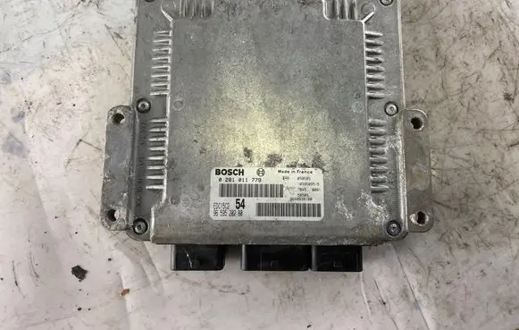Peugeot 807 Engine control unit/module 0281011779 9659520280 Edc15c254