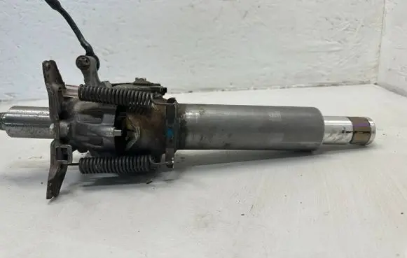 Toyota Land Cruiser (J120) Steering wheel axle 070628123025