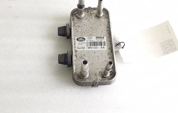 Land Rover Evoque I Fuel cooler (radiator) GJ329N103AA 300036