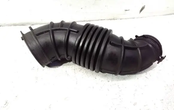 Hyundai Santa Fe Turbo air intake inlet pipe/hose 281382P300