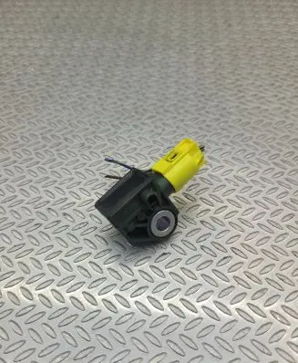 Mercedes-Benz E A207 Airbag deployment crash/impact sensor A1729056000