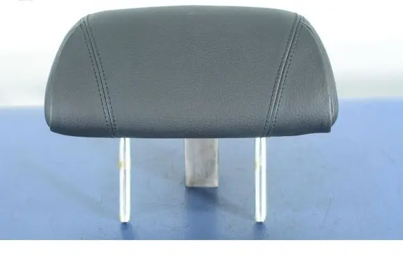 BMW 6 F06 Gran coupe Front seat headrest 