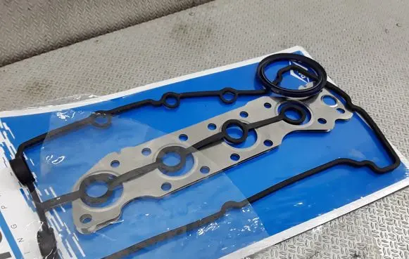 Suzuki Liana Other cylinder head part 