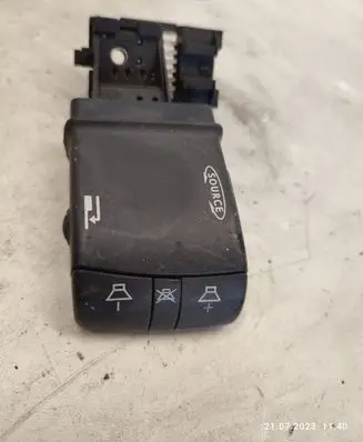 Renault Megane II Other switches/knobs/shifts 8200103769