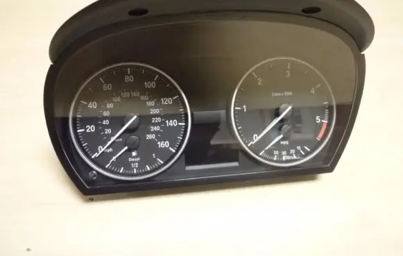 BMW X1 E84 Speedometer (instrument cluster) 924234762109316128 B177