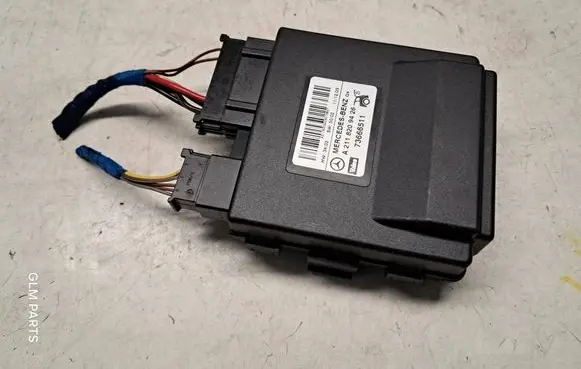 Mercedes-Benz E W211 Tailgate/trunk control unit/module A2118209426