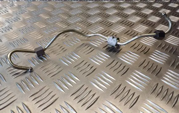 Citroen C-Crosser Fuel injector supply line/pipe 833541 4409