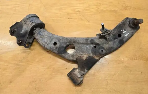 Mazda CX-7 Front control arm