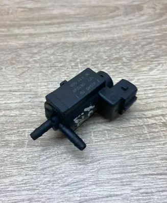 Volvo S60 Turbo solenoid valve 72224010 30611668 06T048