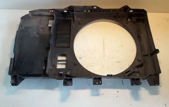 Citroen Xsara Picasso Radiator cooling fan shroud