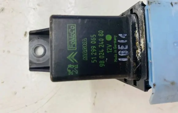 Citroen C4 Grand Picasso Glow plug pre-heat relay 51299065 9802424080
