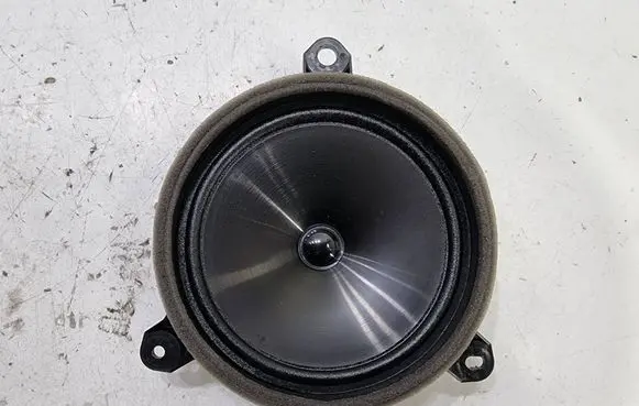 Toyota Yaris Cross Front door speaker 861600D450