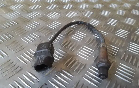 Volvo V70 Lambda probe sensor 0258017107 30751138
