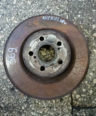 Toyota Avensis T250 Front brake disc