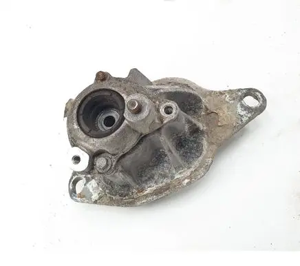 Volvo XC70 Front shock absorber mounting bracket 8672095
