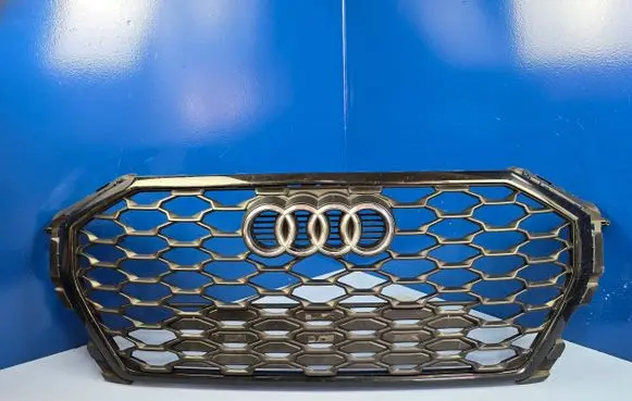 Audi Q3 F3 Front bumper upper radiator grill 83F853651