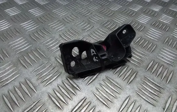 Lexus ES 250 - 300 - 330 Front bumper mounting bracket 5211533110