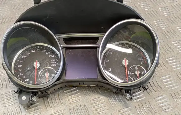 Mercedes-Benz CLA C117 X117 W117 Speedometer (instrument cluster) A1179009301 A1179010101