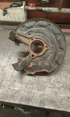 Skoda Octavia Mk3 (5E) Front wheel hub spindle knuckle