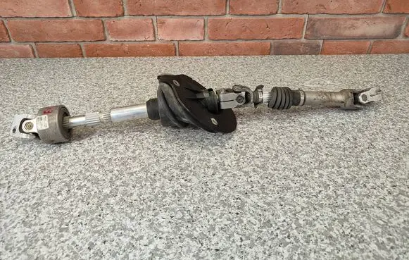 BMW 5 E60 E61 Steering column universal joint 6786703 6767995