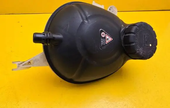 Mercedes-Benz EQC Coolant expansion tank/reservoir A2055000049