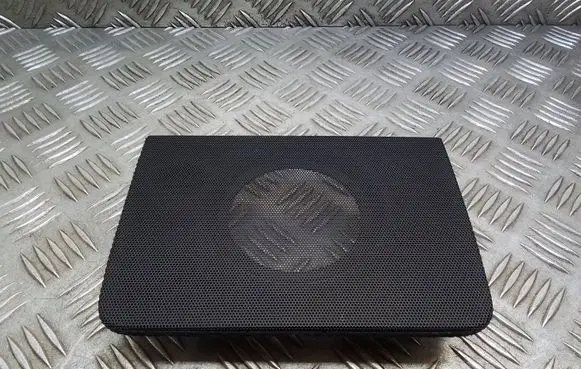 Side speaker trim/cover
