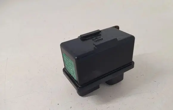 Subaru Outback Window wiper relay 86121AJ000