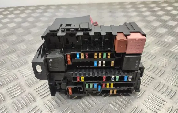 Renault Laguna III Fuse module