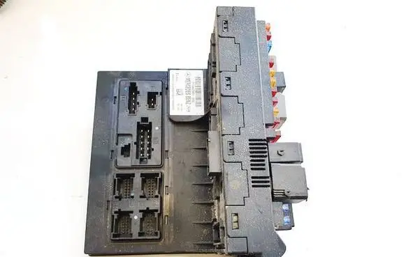 Mercedes-Benz E W211 Comfort/convenience module 2115453901