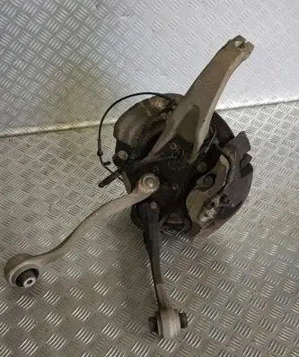 BMW 5 F10 F11 Front wheel hub