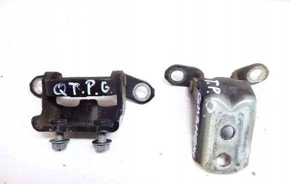 Nissan Qashqai Rear door hinge set 