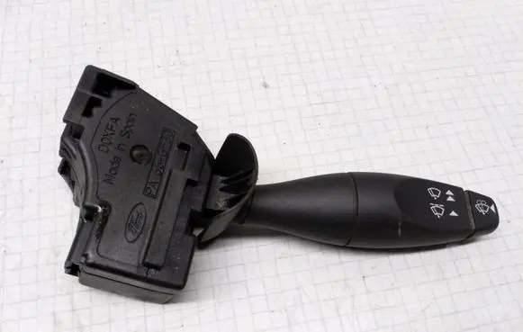 Ford Focus Wiper control stalk