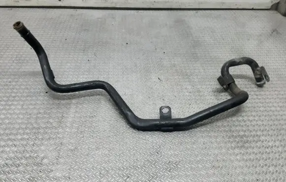 Volkswagen Touran I Engine coolant pipe/hose 03G121151L